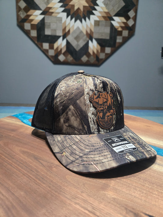 Camo hunting & fishing hat