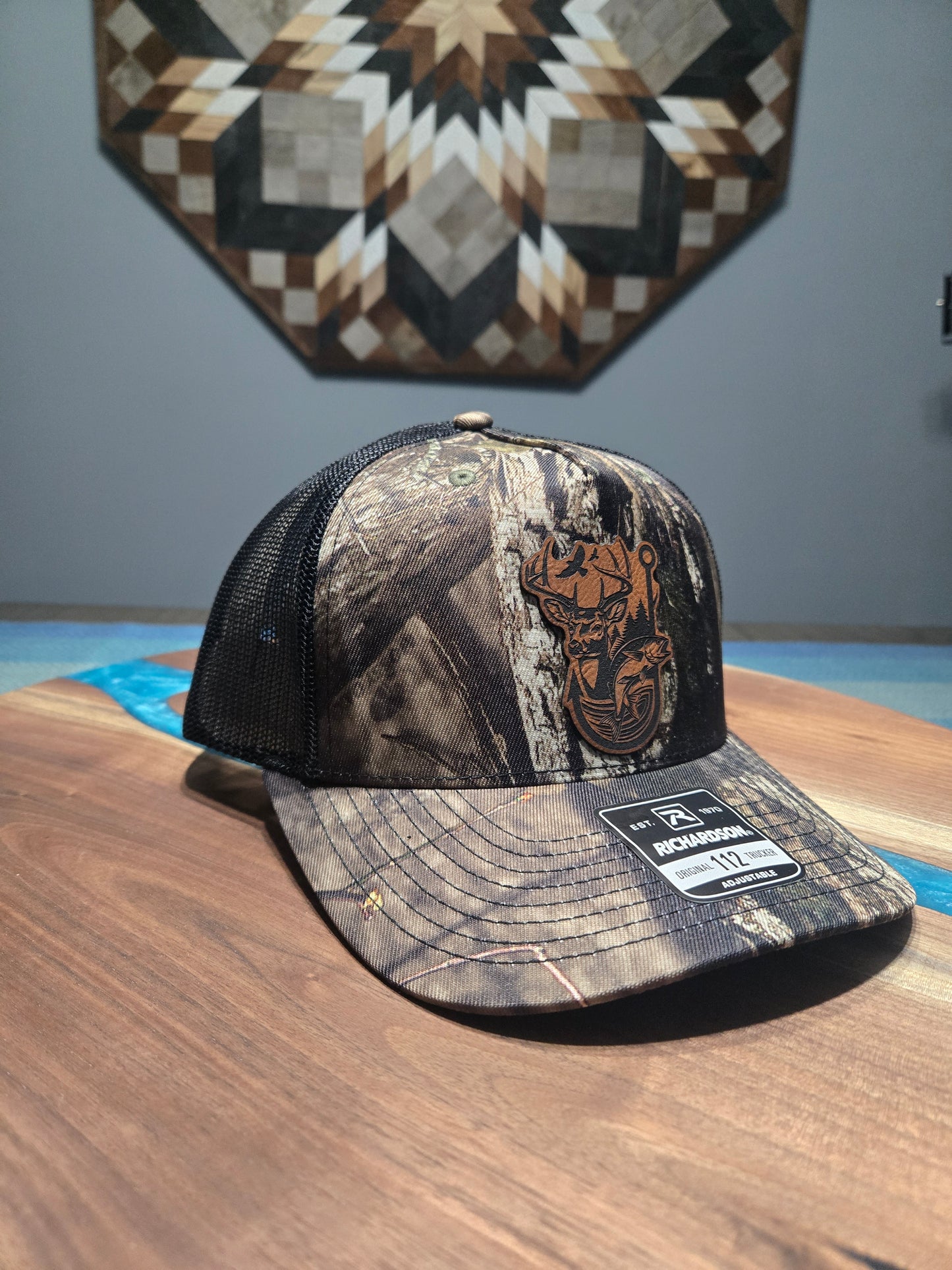 Camo hunting & fishing hat