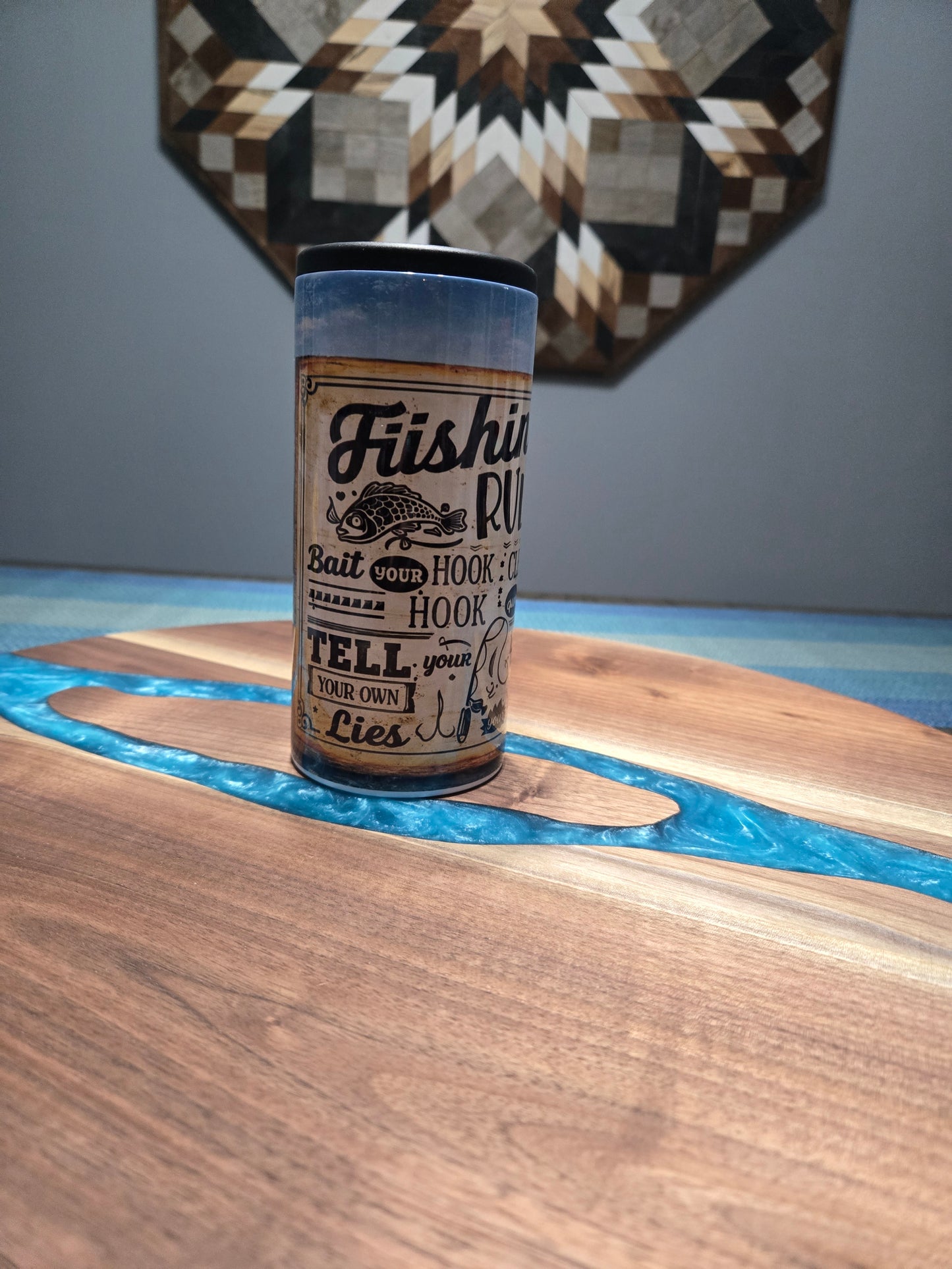 Fishing skinny can koozie