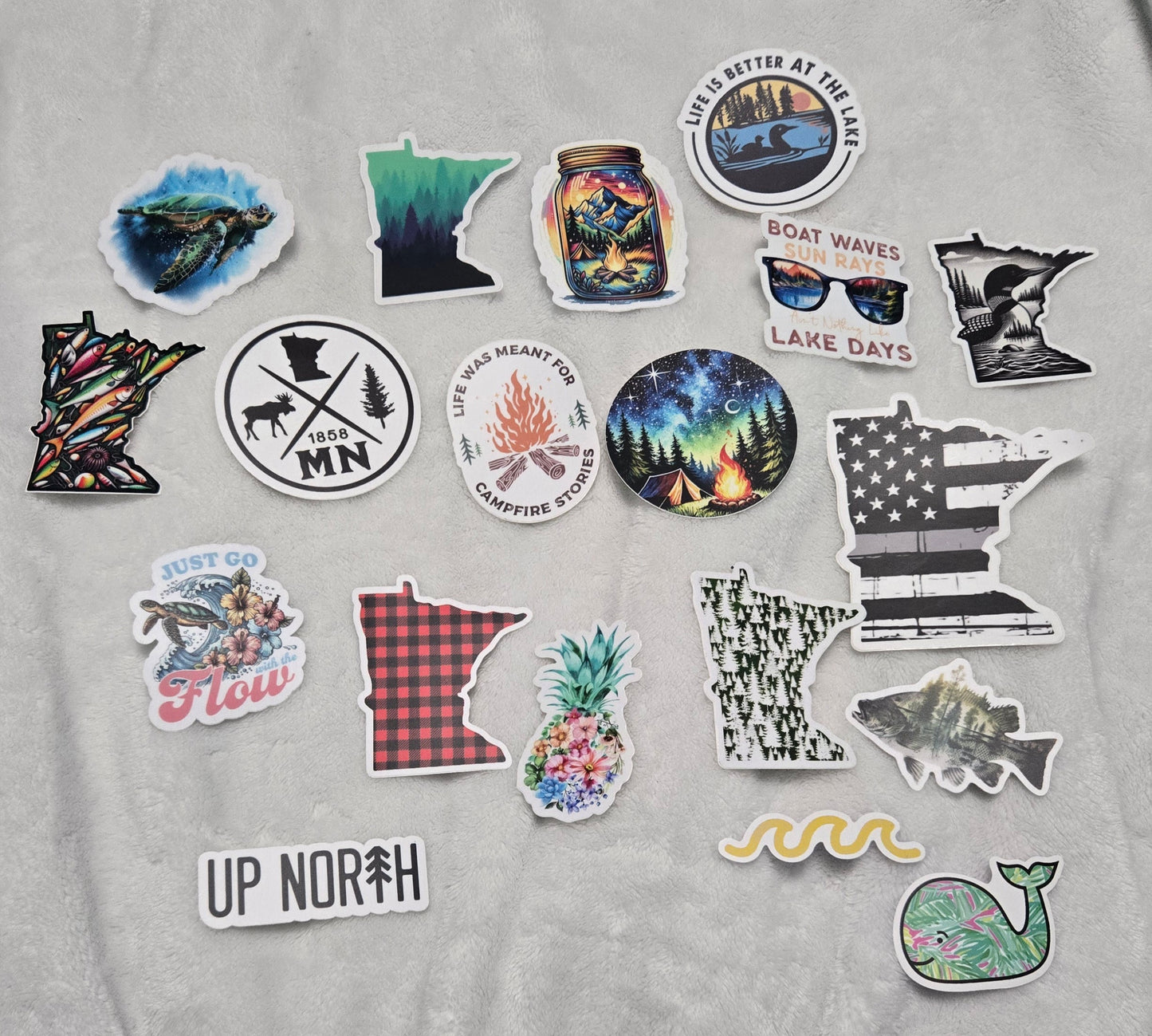Mystery pack of 5 stickers